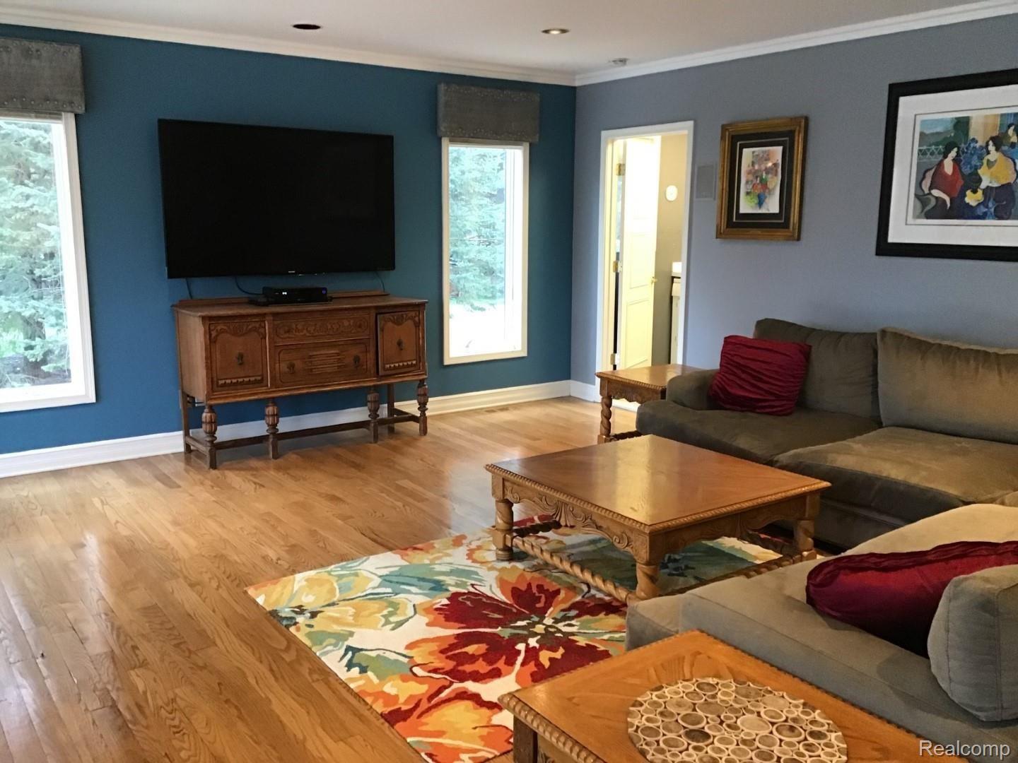 2881 Clarkston Road Oakland, MI 48363 - Photo 27 of 98 FamilyRoom (1).jpg