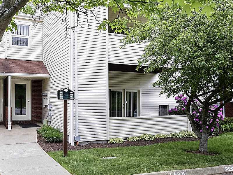 1405 Kenzie Road Pittsburgh, PA 15205 - Photo 1 of 23 Exterior Front. No steps to unit.