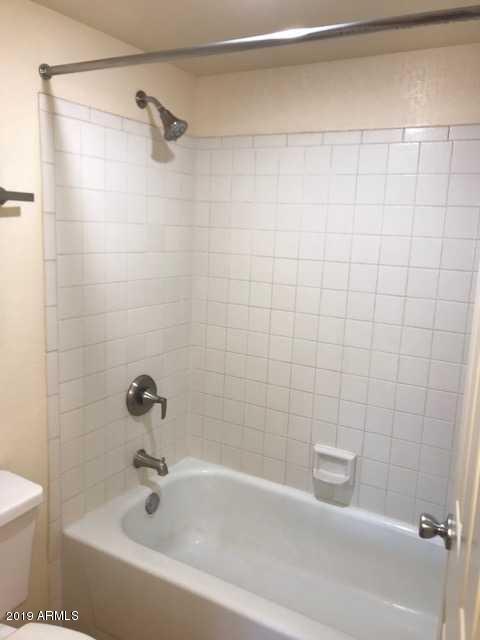 1402 East Guadalupe Road, Unit 138 Tempe, AZ 85283 - Photo 8 of 14 Master bath