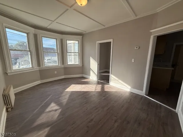 $2,300 | 253 East 16th Street, Paterson, NJ 07524