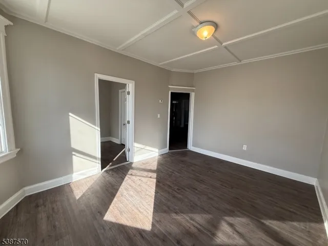 $2,300 | 253 East 16th Street, Paterson, NJ 07524