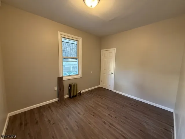 $2,300 | 253 East 16th Street, Paterson, NJ 07524