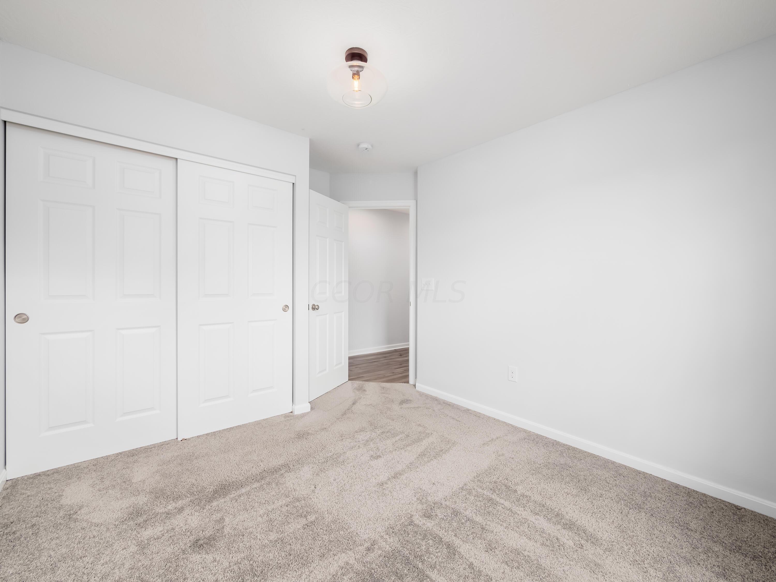 489 Randall Road Delaware, OH 43015 - Photo 23 of 35 Second bedroom