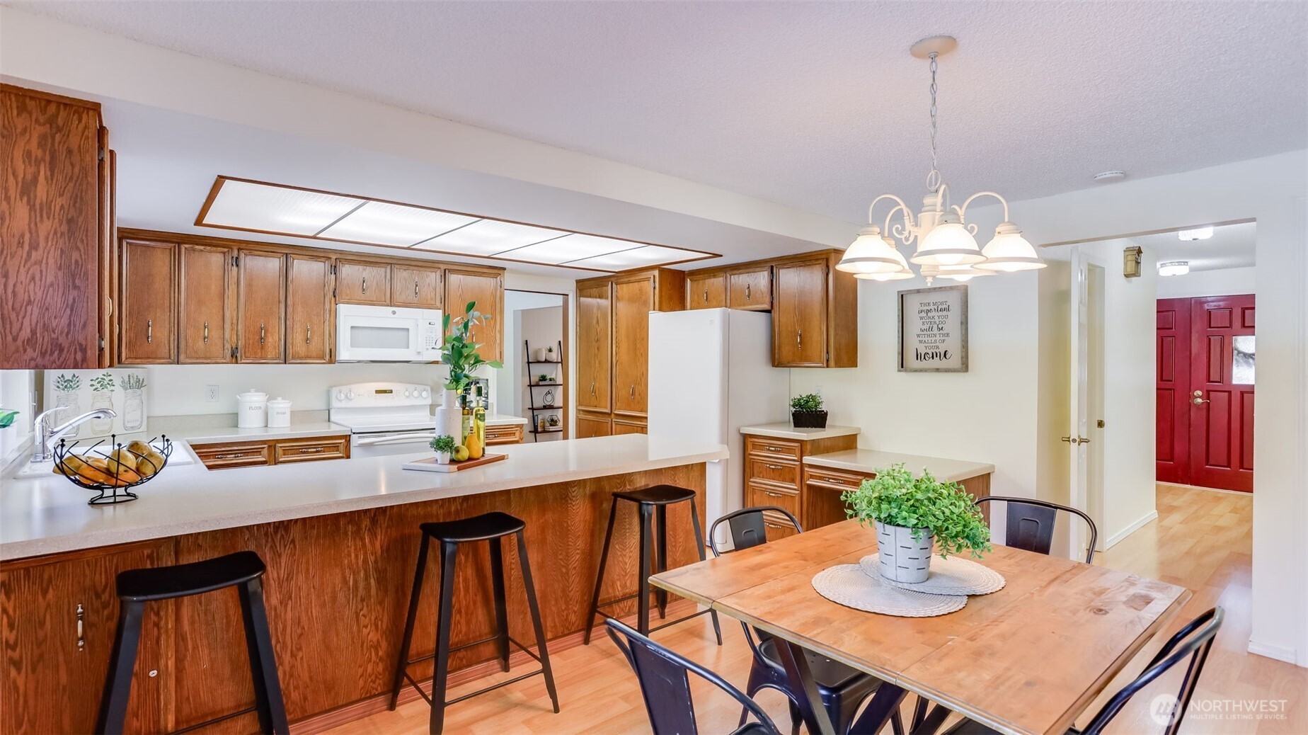 15532 Southeast 175th Court Renton, WA 98058 - Photo 13 of 31 Gallery Image 13