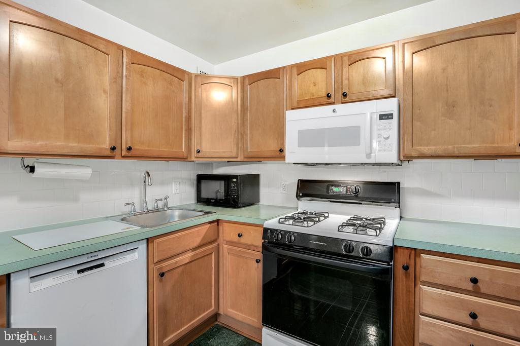5101 River Road, Unit 307 Bethesda, MD 20816 - Photo 12 of 23 Gallery Image 12
