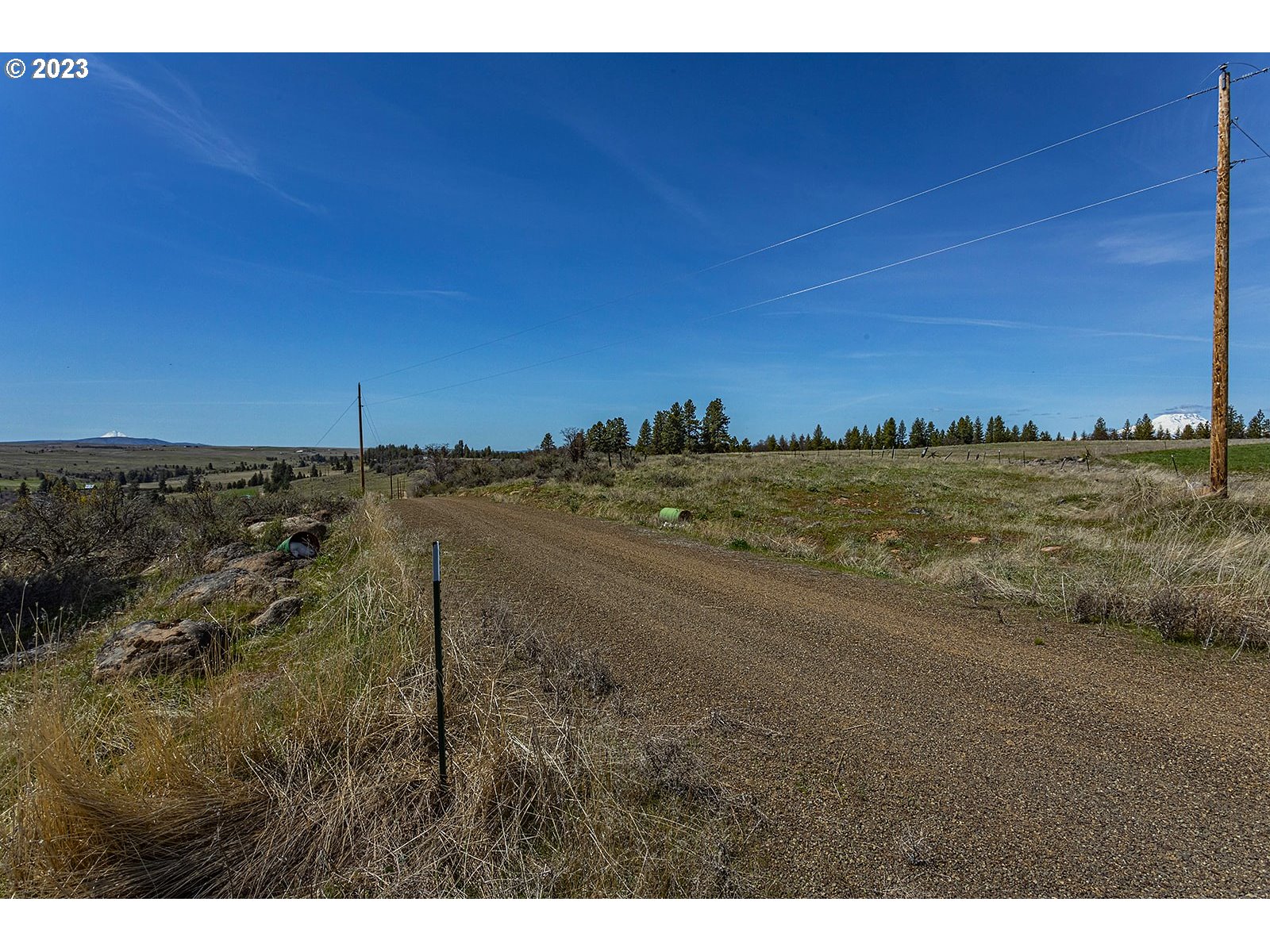 50 Chandler Road, Unit LOT 1 Goldendale, WA 98620 - Photo 12 of 24 a view of an ocean beach
