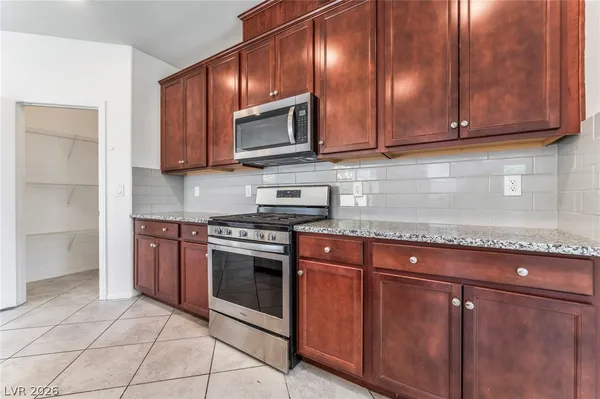 $2,700 | 5371 Boschetto Street, Las Vegas, NV 89113