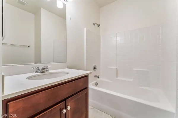 $2,700 | 5371 Boschetto Street, Las Vegas, NV 89113