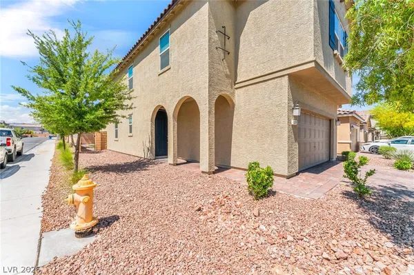 $2,700 | 5371 Boschetto Street, Las Vegas, NV 89113