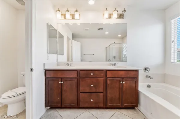 $2,700 | 5371 Boschetto Street, Las Vegas, NV 89113