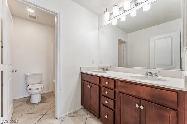 $2,700 | 5371 Boschetto Street, Las Vegas, NV 89113