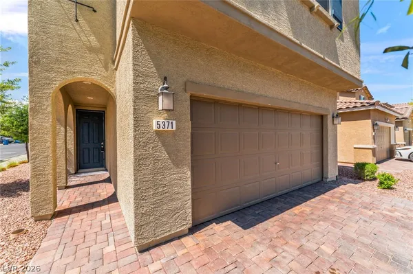 $2,700 | 5371 Boschetto Street, Las Vegas, NV 89113