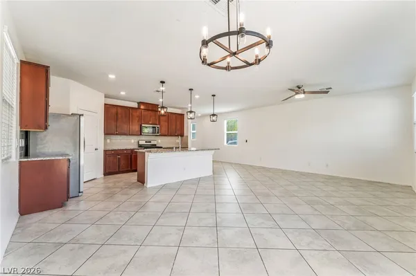 $2,700 | 5371 Boschetto Street, Las Vegas, NV 89113