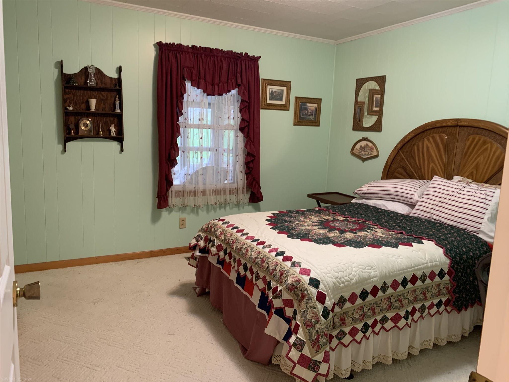 2216 Back Valley Road Peterstown, WV 24963 - Photo 15 of 31 Gallery Image 15