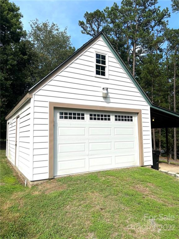 2525 Holbrook Road Fort Mill, SC 29715 - Photo 23 of 29 a view of a white house