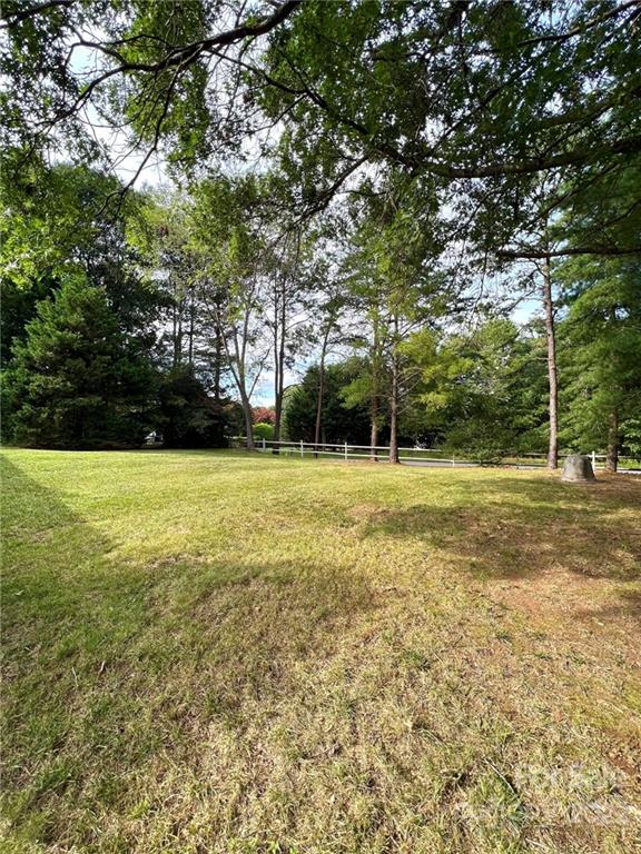 2525 Holbrook Road Fort Mill, SC 29715 - Photo 26 of 29 a view of a volley ball court
