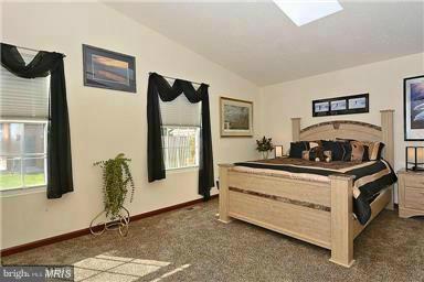 326 Steedman Point Road Pasadena, MD 21122 - Photo 18 of 30 Third bedroom