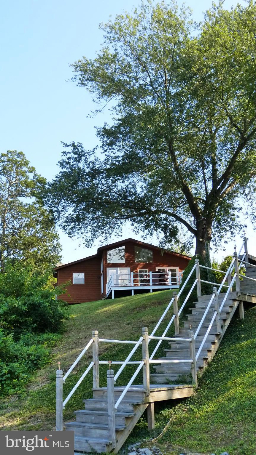 326 Steedman Point Road Pasadena, MD 21122 - Photo 28 of 30 Substantial stairs to pier