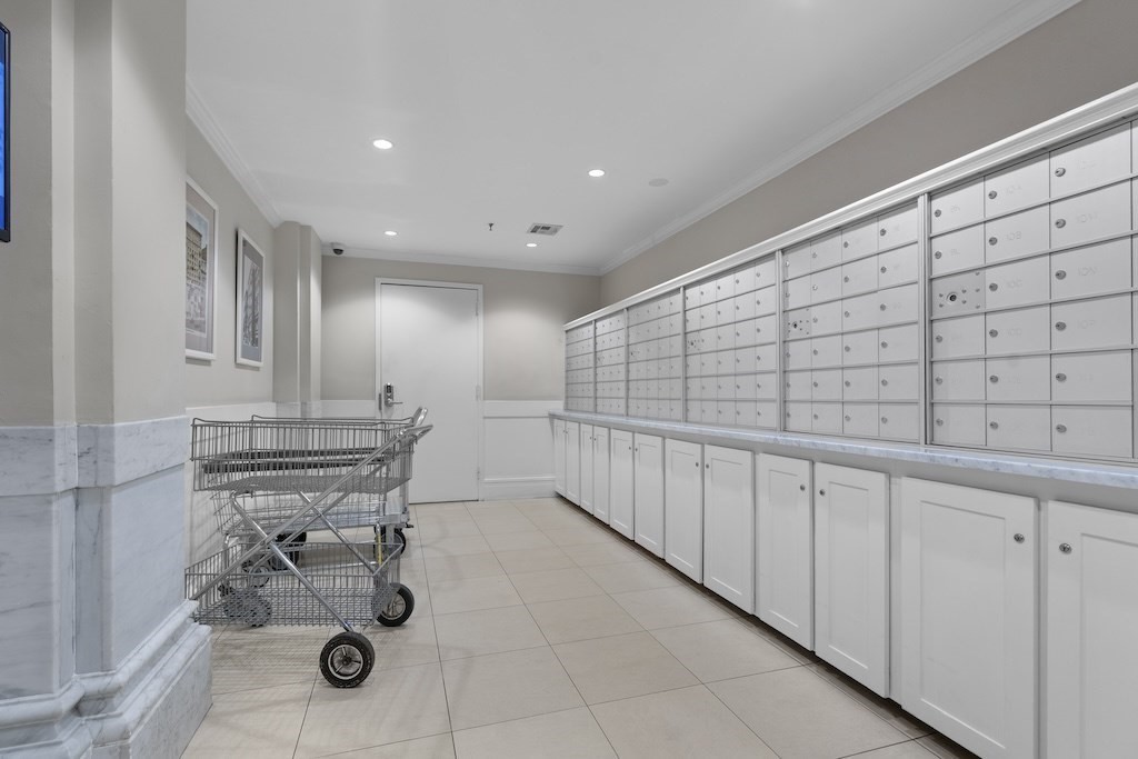 21 Beacon Street, Unit 3K Boston, MA 02108 - Photo 14 of 16