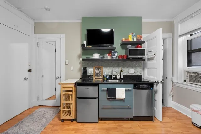 $435,000 | 21 Beacon Street, Unit 3K, Boston, MA 02108