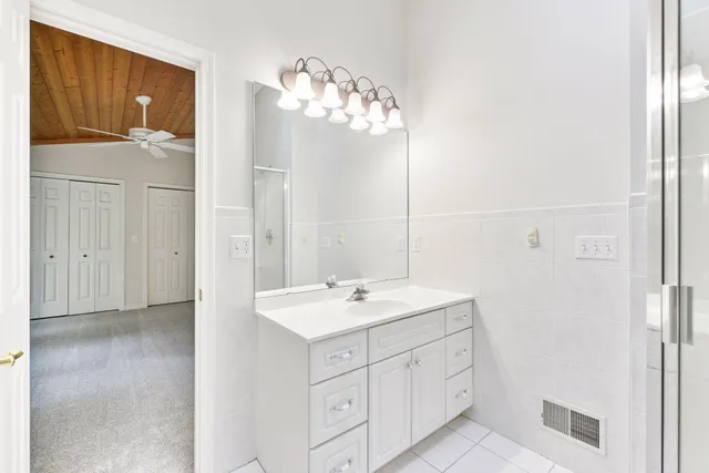 $624,900 | 204 Central Avenue South, Wayzata, MN 55391