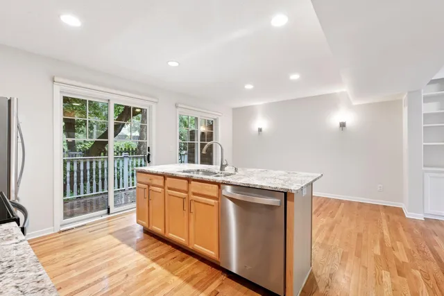 $624,900 | 204 Central Avenue South, Wayzata, MN 55391