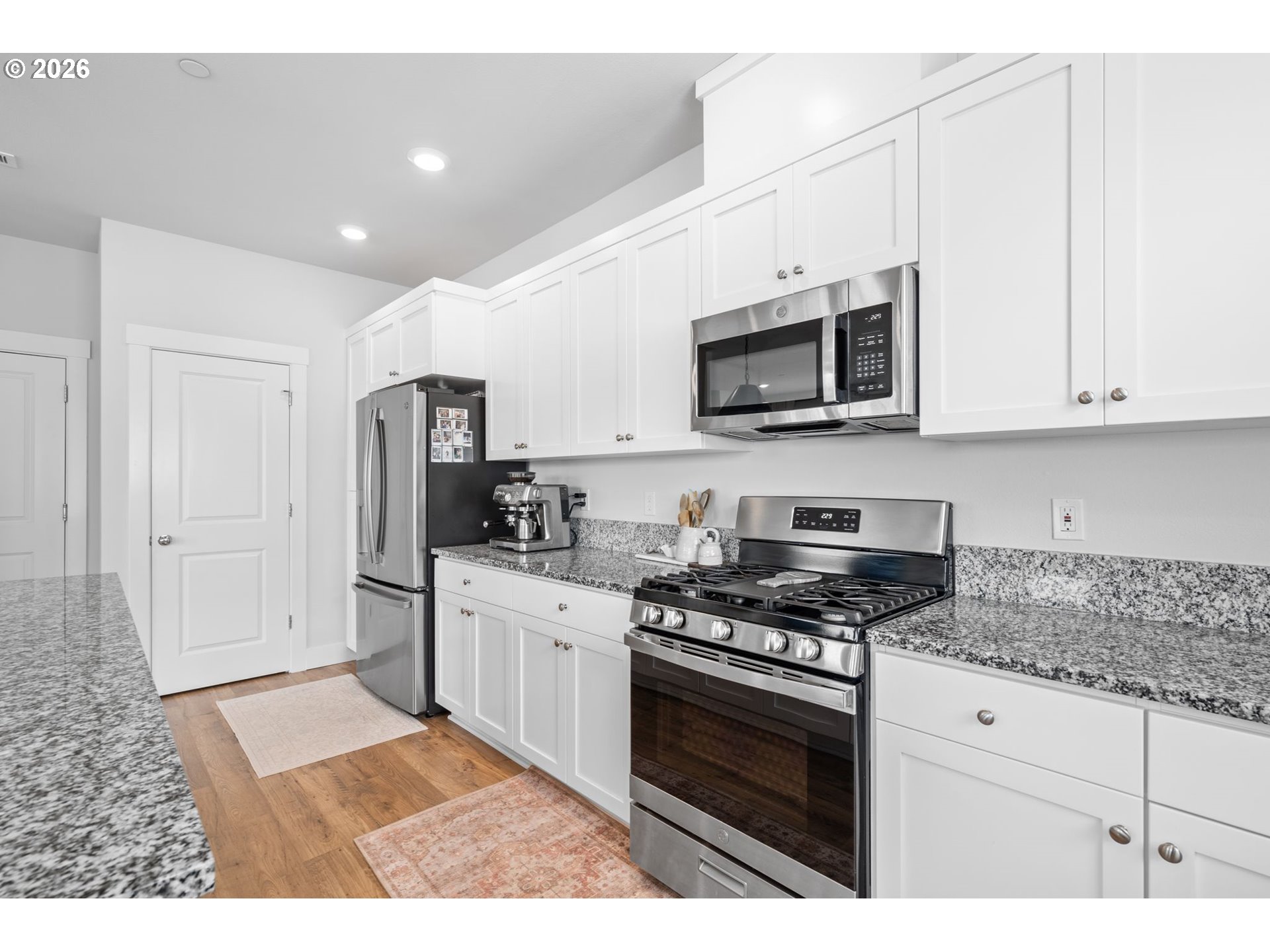 14410 Southwest 165th Street Tigard, OR 97223 - Photo 15 of 45 Kitchen