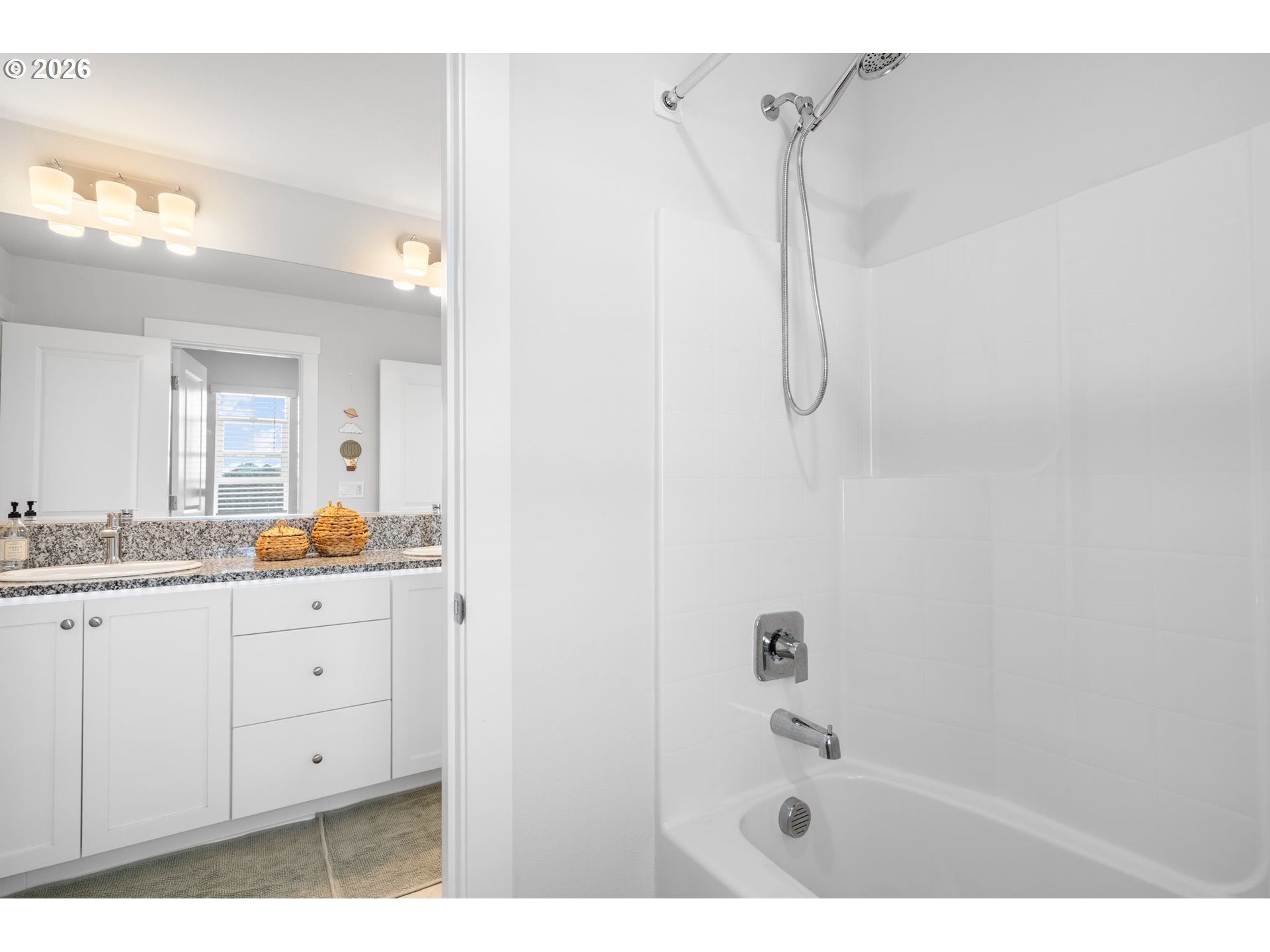 14410 Southwest 165th Street Tigard, OR 97223 - Photo 22 of 45 Bathroom