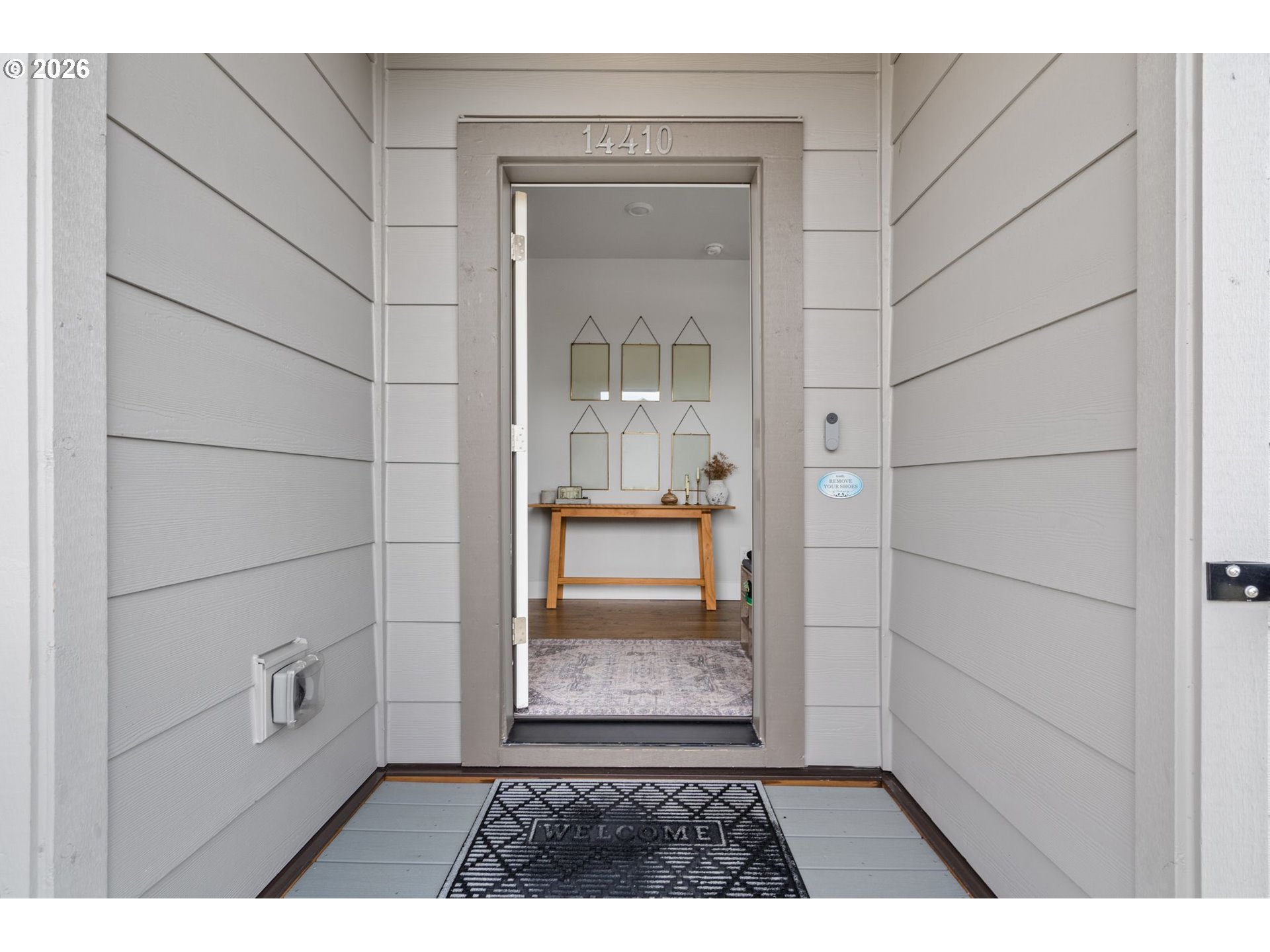 14410 Southwest 165th Street Tigard, OR 97223 - Photo 6 of 45 Entrance/Foyer