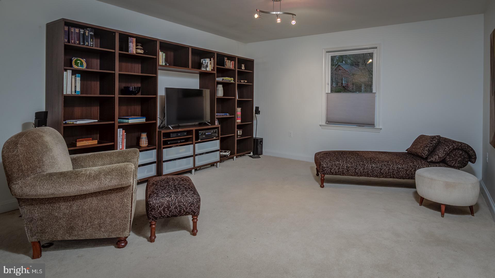 6212 Wedgewood Road Bethesda, MD 20817 - Photo 24 of 38 Spacious family room