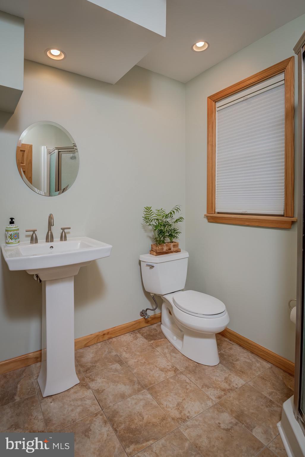 6212 Wedgewood Road Bethesda, MD 20817 - Photo 26 of 38 Family room bathroom