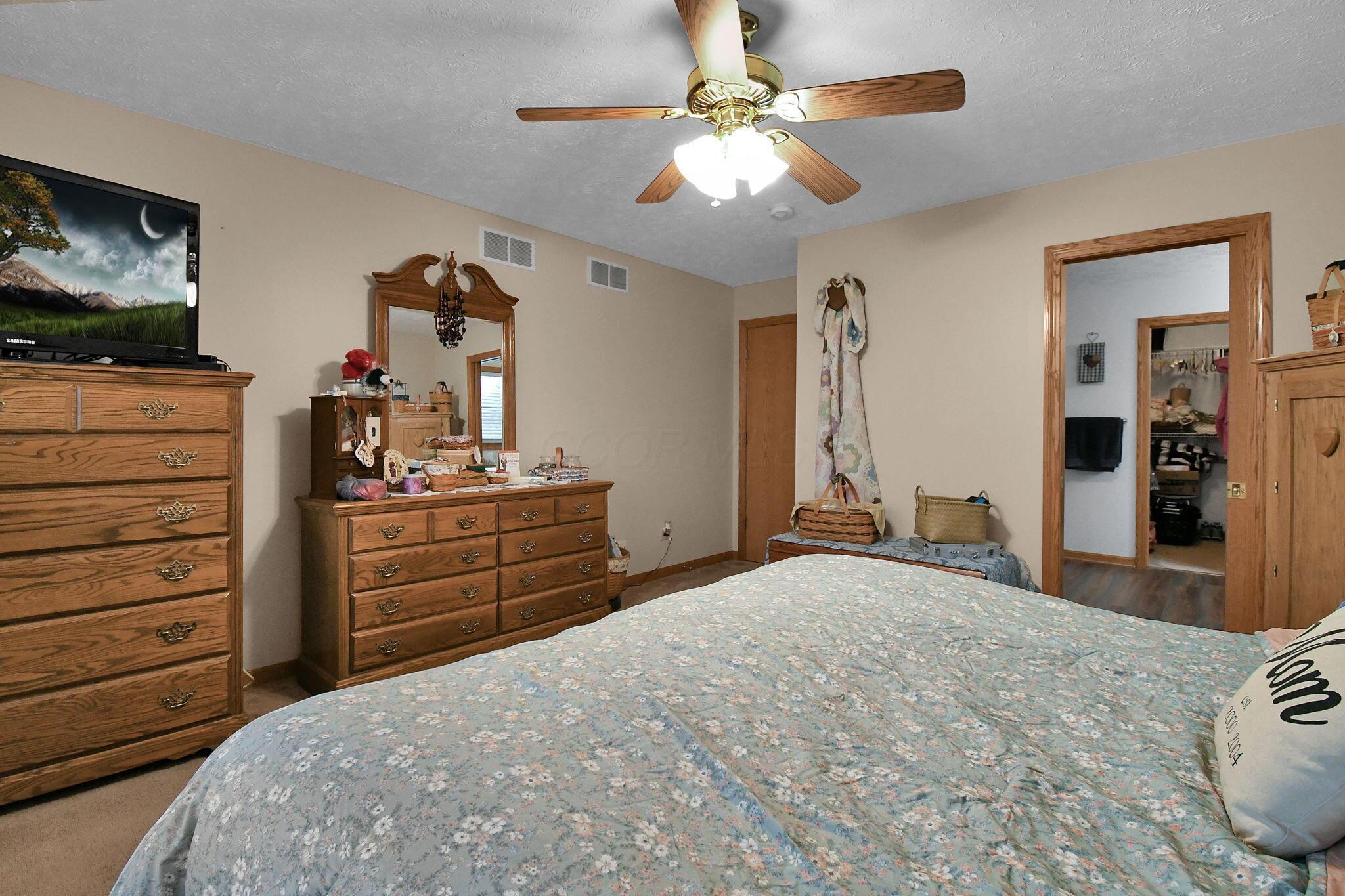 2240 Springmill West Road Mansfield, OH 44903 - Photo 15 of 35 19-web-or-mls-2240-springmill-west-rd