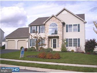 3507 Mohegan Drive Sinking Spring, PA 19608 - Photo 1 of 12 Gallery Image 1