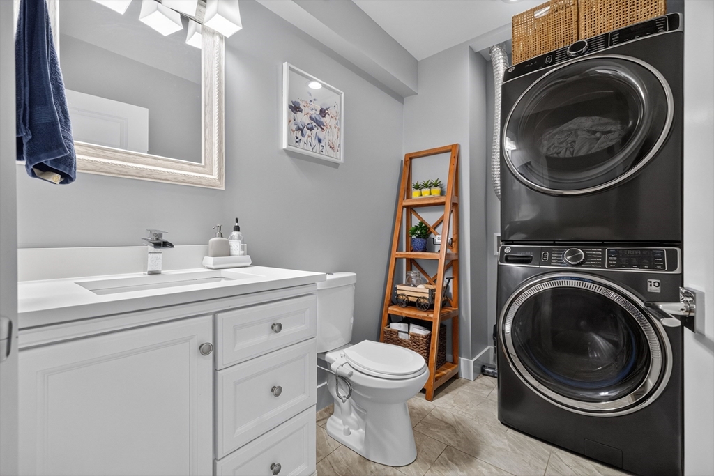 248 Washington Street Dedham, MA 02026 - Photo 8 of 23