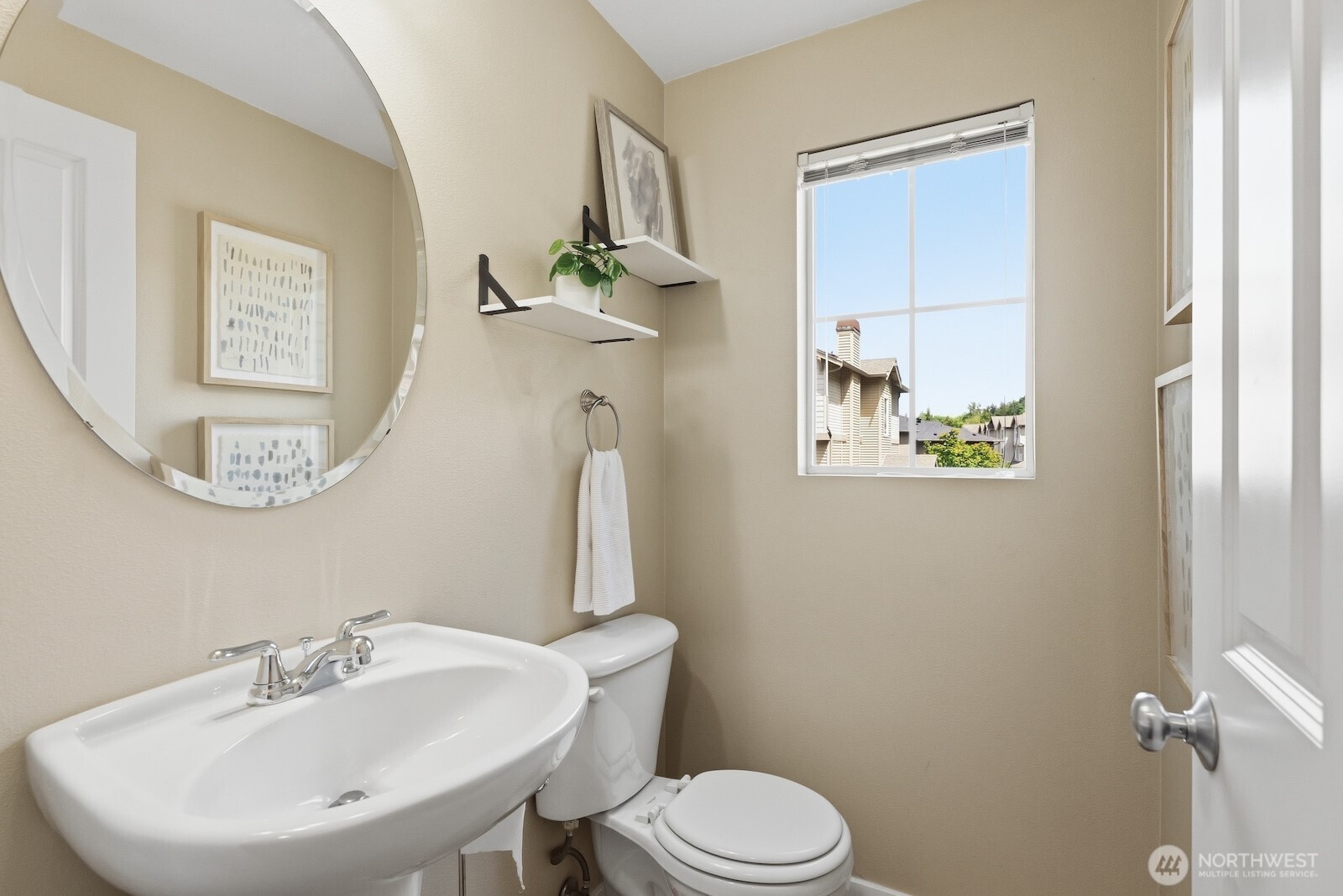 15325 Southeast 155th Place, Unit J5 Renton, WA 98058 - Photo 22 of 36