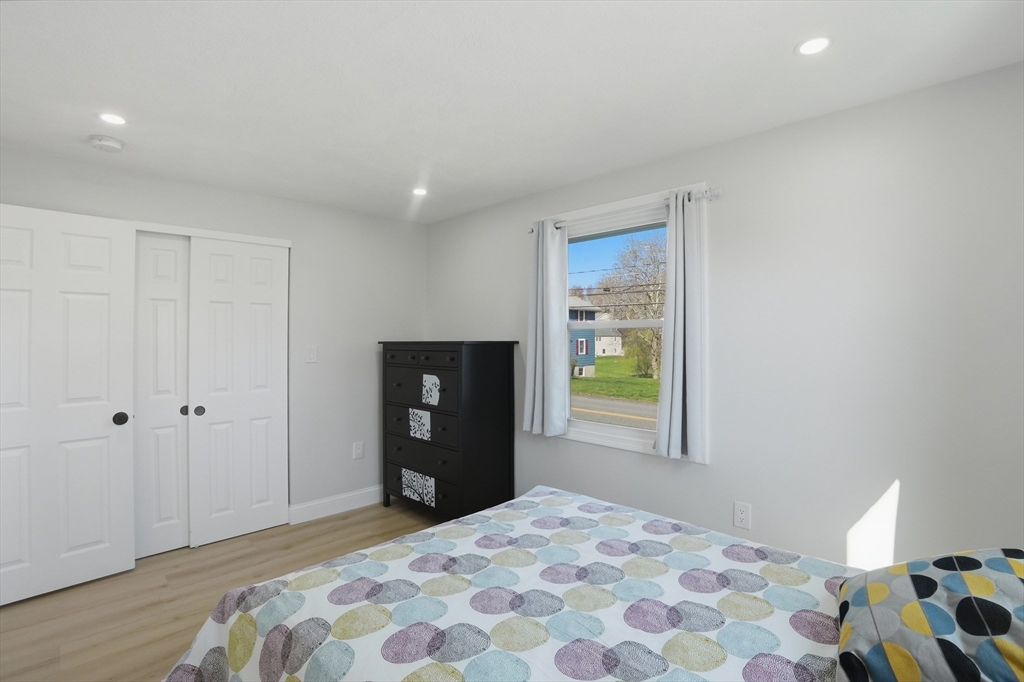 181 Green Street Stoneham, MA 02180 - Photo 15 of 32