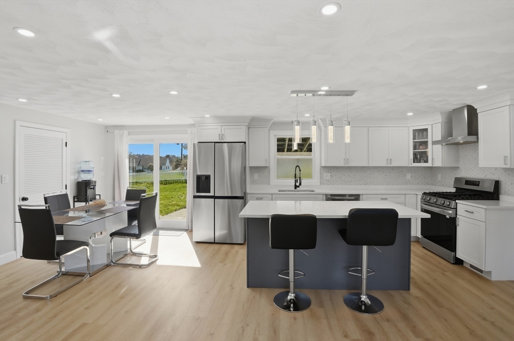 181 Green Street Stoneham, MA 02180 - Photo 2 of 32