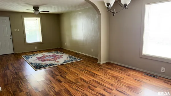 $79,000 | 404 North Van Buren Street, West Frankfort, IL 62896