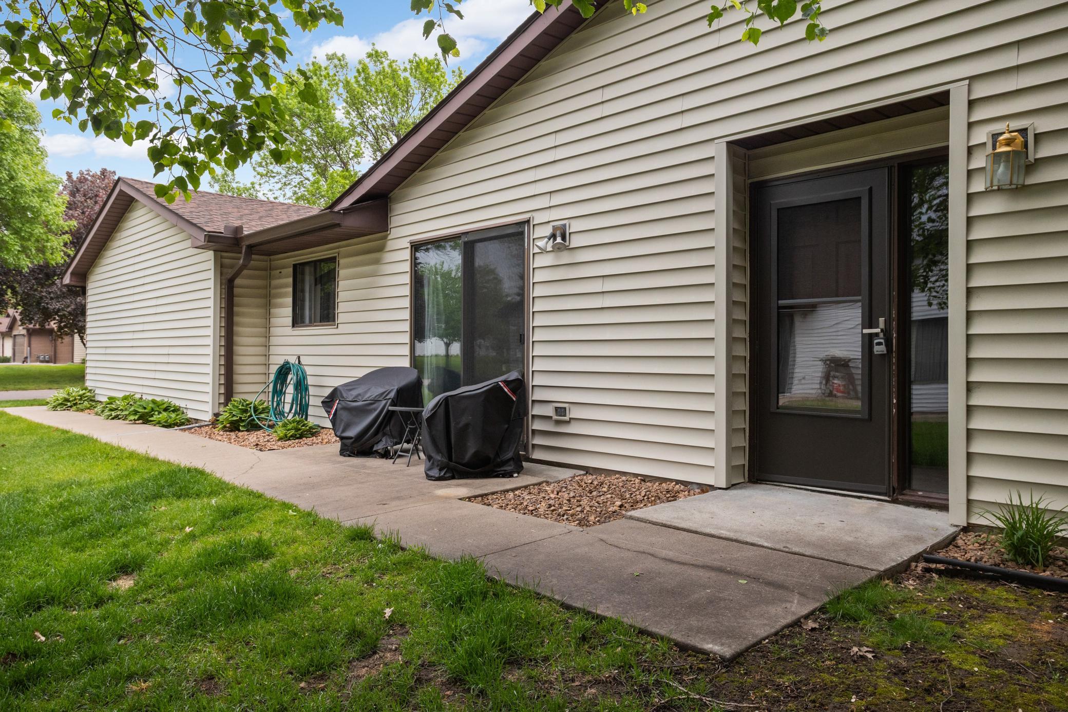 8792 134th Street West Apple Valley, MN 55124 - Photo 26 of 32