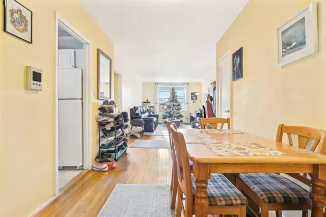 $144,000 | 5635 Netherland Avenue, Unit 4E | North Riverdale