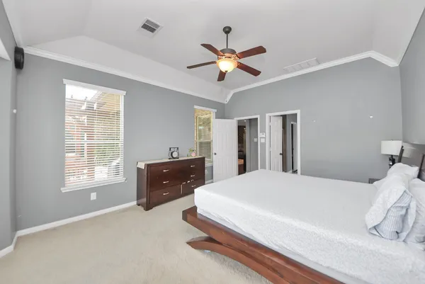 $3,600 | 12912 Southern Manor Drive, Pearland, TX 77584