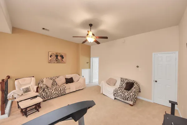 $3,600 | 12912 Southern Manor Drive, Pearland, TX 77584