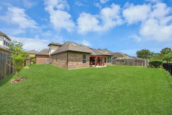 $3,600 | 12912 Southern Manor Drive, Pearland, TX 77584