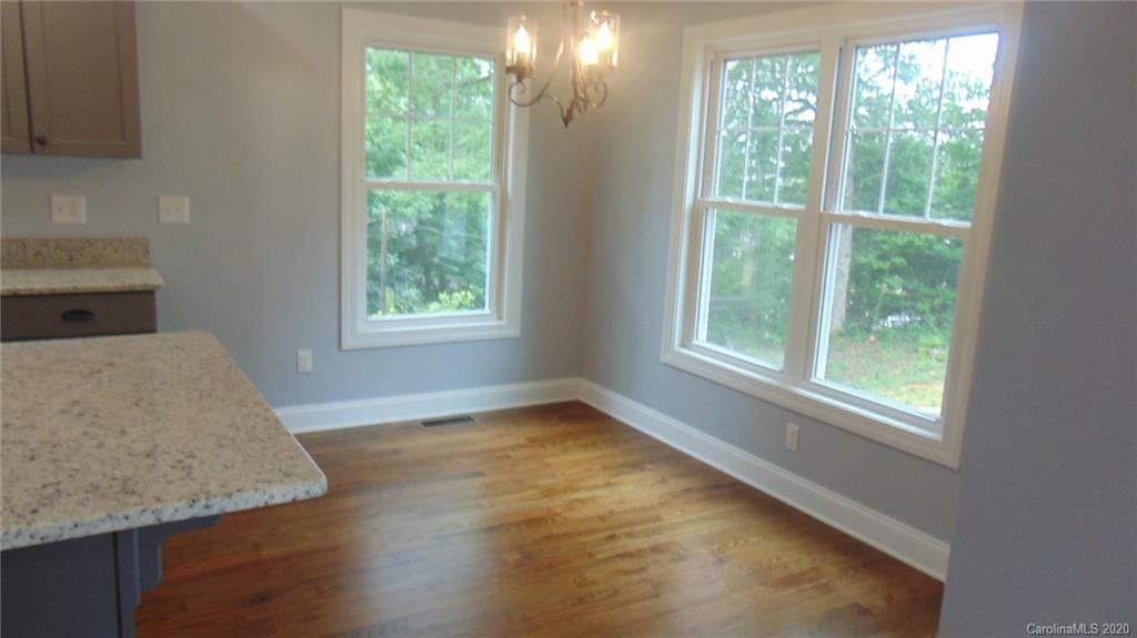 41 Rhododendron Drive Brevard, NC 28712 - Photo 4 of 21 Gallery Image 4