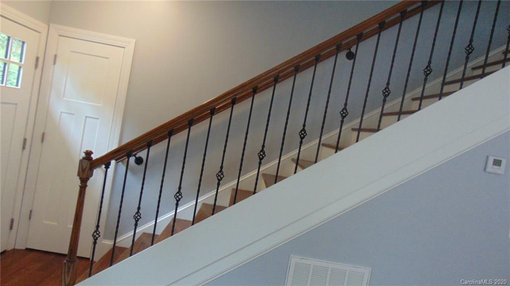 41 Rhododendron Drive Brevard, NC 28712 - Photo 5 of 21 Gallery Image 5