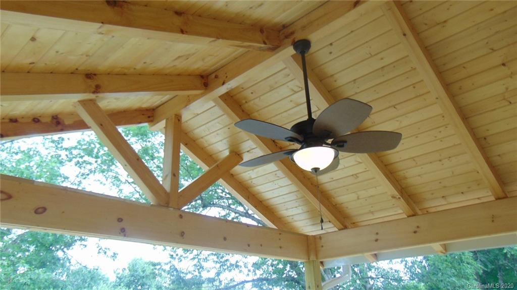 41 Rhododendron Drive Brevard, NC 28712 - Photo 9 of 21 Gallery Image 9