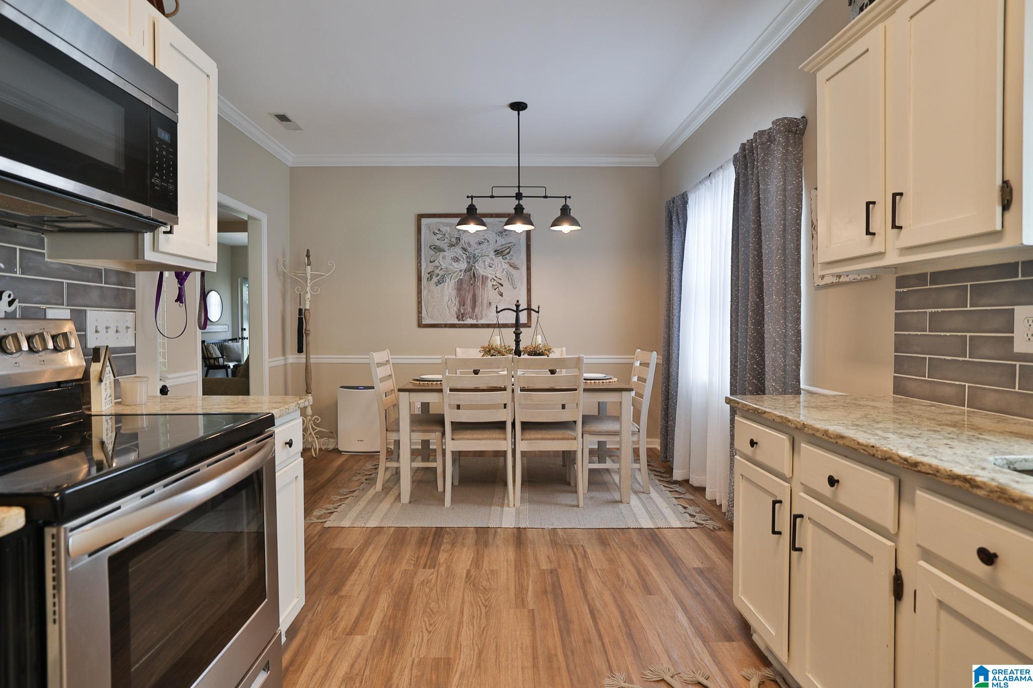 1528 Oliver Road Leeds, AL 35094 - Photo 14 of 32