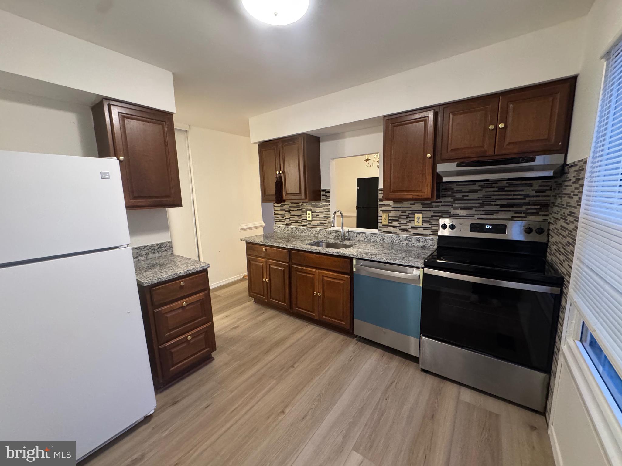 511 Mandolin Court Gaithersburg, MD 20877 - Photo 3 of 9