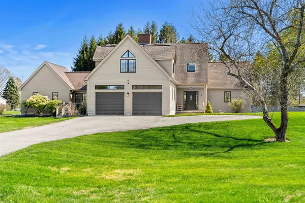 $1,379,500 | 4 Apple Way, Stratham, NH 03885