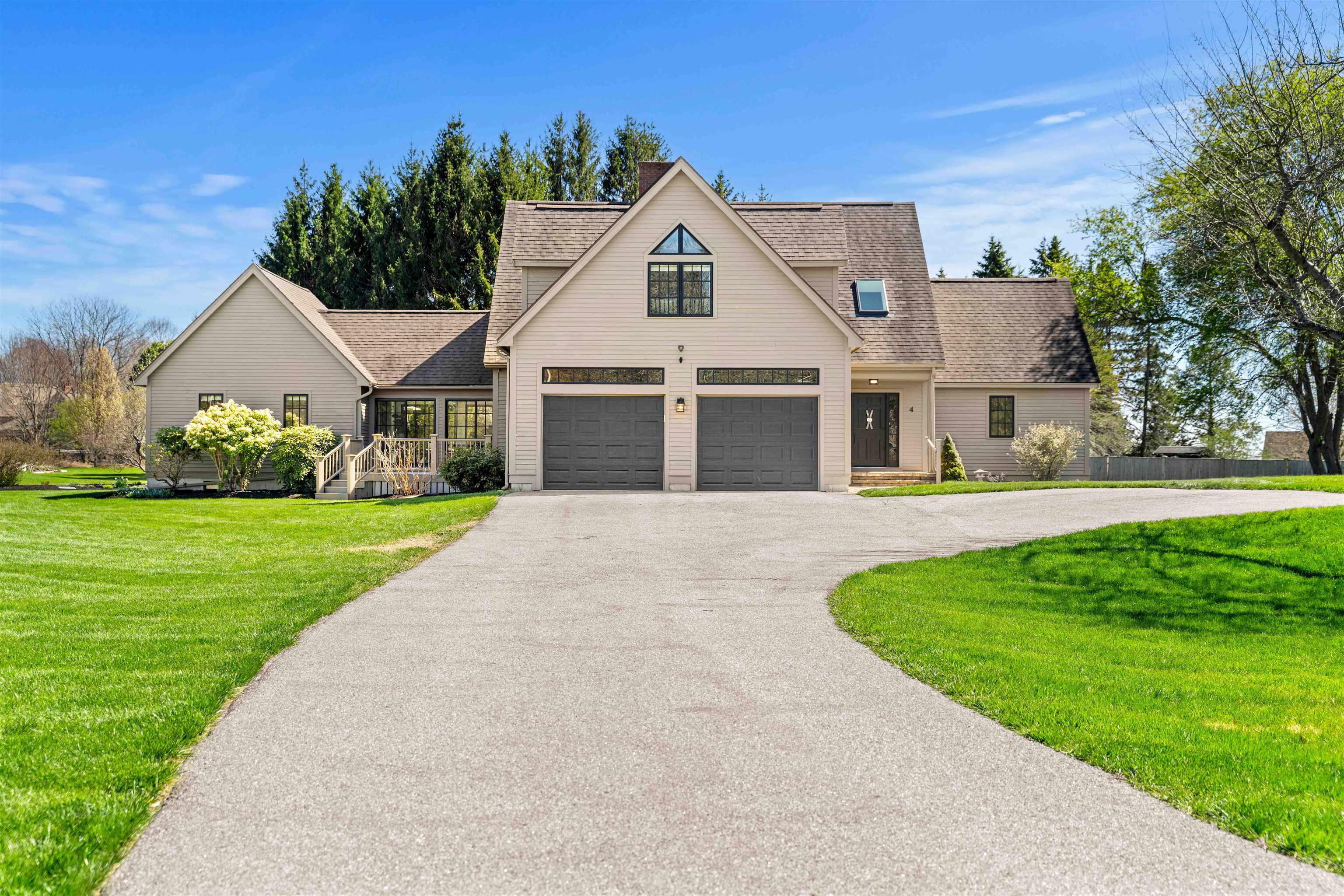 4 Apple Way Stratham, NH 03885 - Photo 2 of 59